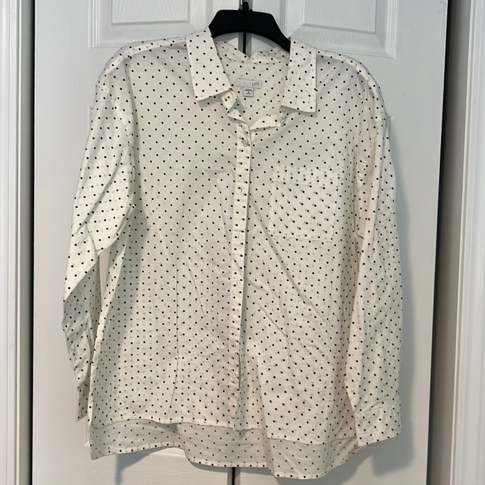 JJill button down shirt. Off-white with black polka dot. New w/o tags.